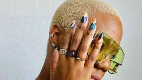 How to Dye Dark Hair Brown for a Subtle, Stunning Change